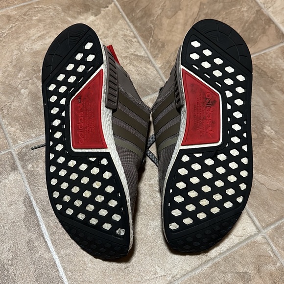 Adidas NMD R1 - Picture 8 of 9